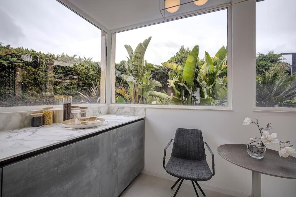 Villa Julia First วาลูริส ภายนอก รูปภาพ